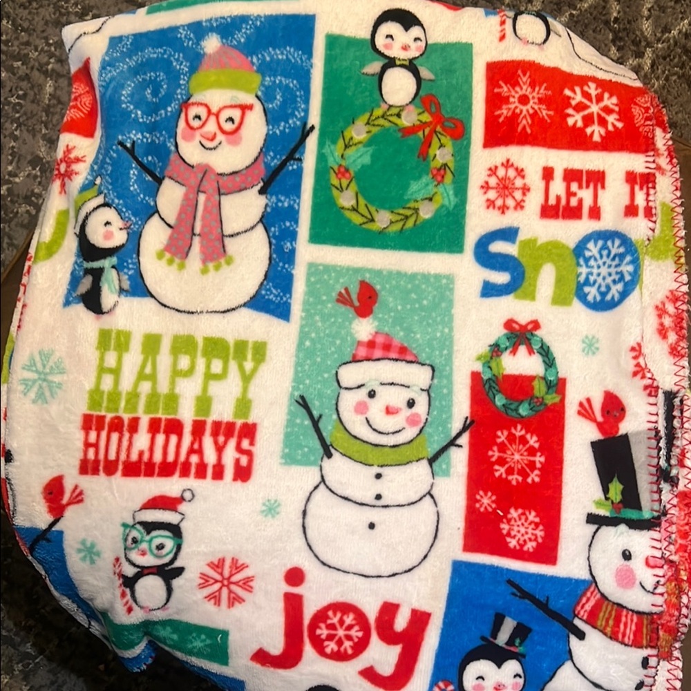 Mainstays Red and Green Holiday Blanket with Cheerful Snowmen